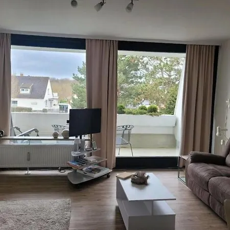 Scharbeutz, 1 Raum Fewo Mit Sonnigem Balkon, Ruhig Und Zentral Apartment Scharbeutz